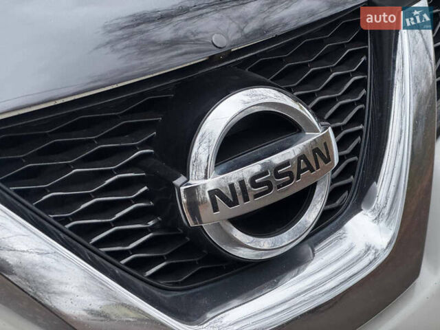 Белый Ниссан ИксТрейл, объемом двигателя 2.49 л и пробегом 134 тыс. км за 14999 $, фото 6 на Automoto.ua