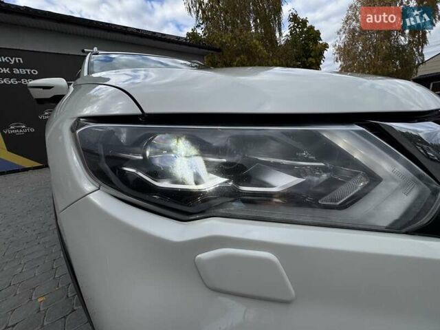 Білий Ніссан ІксТрейл, об'ємом двигуна 2.49 л та пробігом 168 тис. км за 18500 $, фото 16 на Automoto.ua