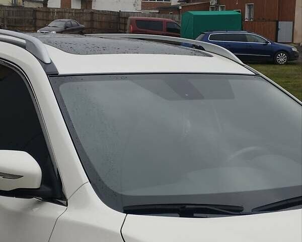 Белый Ниссан ИксТрейл, объемом двигателя 1.6 л и пробегом 81 тыс. км за 19000 $, фото 30 на Automoto.ua