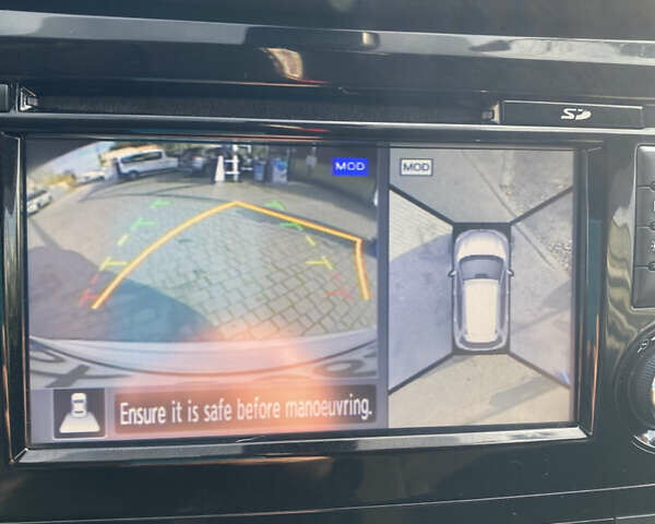 Белый Ниссан ИксТрейл, объемом двигателя 2.49 л и пробегом 183 тыс. км за 17500 $, фото 17 на Automoto.ua