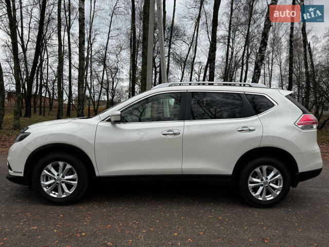 Белый Ниссан ИксТрейл, объемом двигателя 2.49 л и пробегом 134 тыс. км за 14999 $, фото 13 на Automoto.ua