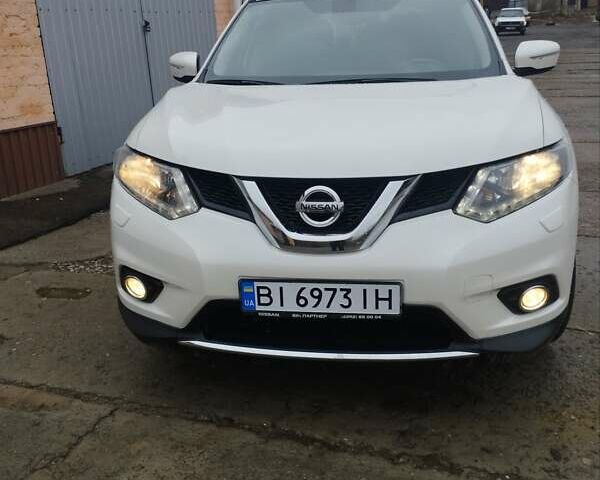 Белый Ниссан ИксТрейл, объемом двигателя 1.6 л и пробегом 81 тыс. км за 19000 $, фото 21 на Automoto.ua