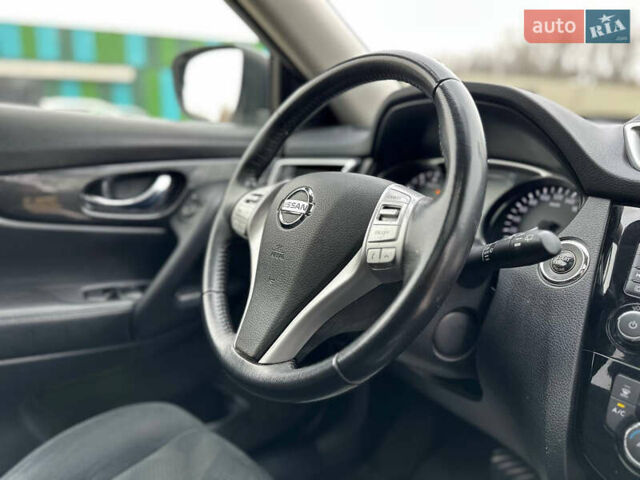 Білий Ніссан ІксТрейл, об'ємом двигуна 2 л та пробігом 90 тис. км за 17999 $, фото 53 на Automoto.ua