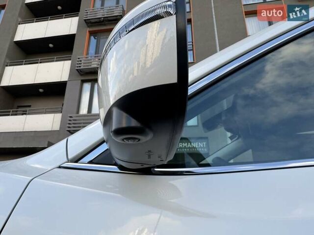 Белый Ниссан ИксТрейл, объемом двигателя 1.6 л и пробегом 80 тыс. км за 18700 $, фото 6 на Automoto.ua