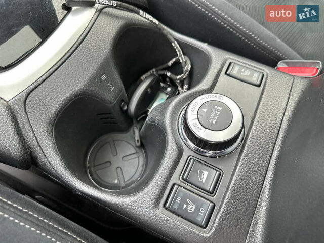 Білий Ніссан ІксТрейл, об'ємом двигуна 2 л та пробігом 90 тис. км за 17999 $, фото 40 на Automoto.ua