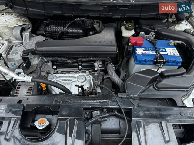 Белый Ниссан ИксТрейл, объемом двигателя 2.49 л и пробегом 134 тыс. км за 14999 $, фото 61 на Automoto.ua