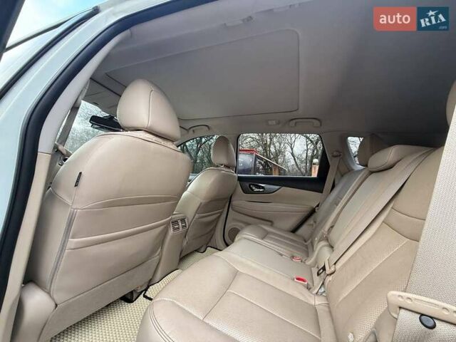 Белый Ниссан ИксТрейл, объемом двигателя 2.49 л и пробегом 139 тыс. км за 15900 $, фото 34 на Automoto.ua