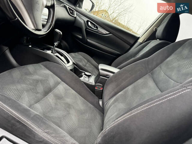 Белый Ниссан ИксТрейл, объемом двигателя 2.49 л и пробегом 134 тыс. км за 14999 $, фото 27 на Automoto.ua