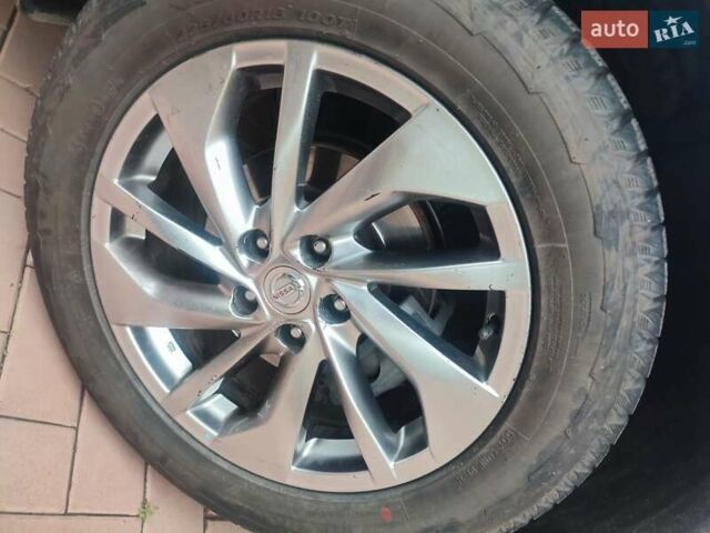 Белый Ниссан ИксТрейл, объемом двигателя 2 л и пробегом 220 тыс. км за 16299 $, фото 15 на Automoto.ua