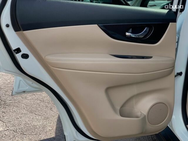 Белый Ниссан ИксТрейл, объемом двигателя 2.5 л и пробегом 166 тыс. км за 19990 $, фото 23 на Automoto.ua