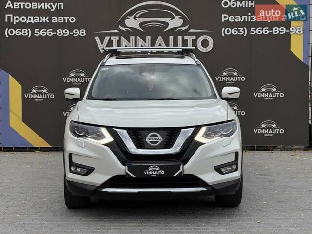 Білий Ніссан ІксТрейл, об'ємом двигуна 2.49 л та пробігом 168 тис. км за 18500 $, фото 1 на Automoto.ua