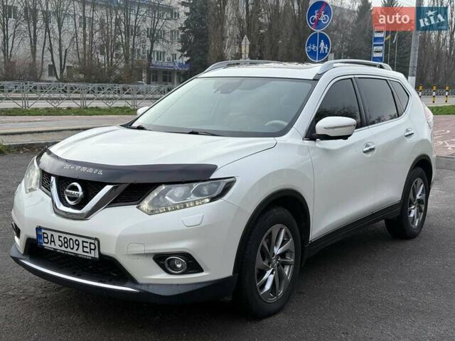 Белый Ниссан ИксТрейл, объемом двигателя 2.49 л и пробегом 139 тыс. км за 15900 $, фото 1 на Automoto.ua