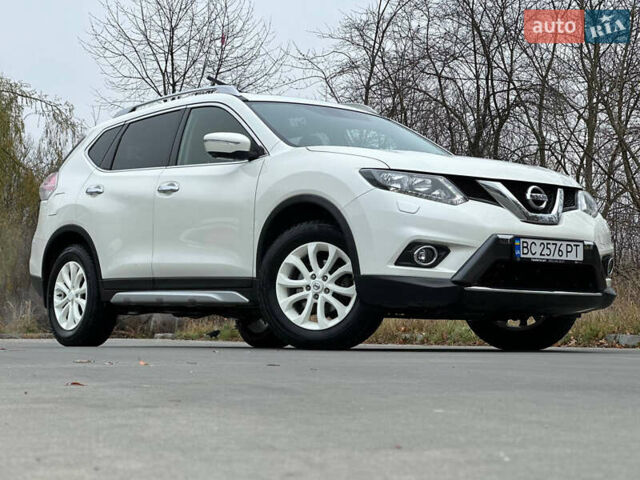 Білий Ніссан ІксТрейл, об'ємом двигуна 2 л та пробігом 90 тис. км за 17999 $, фото 2 на Automoto.ua