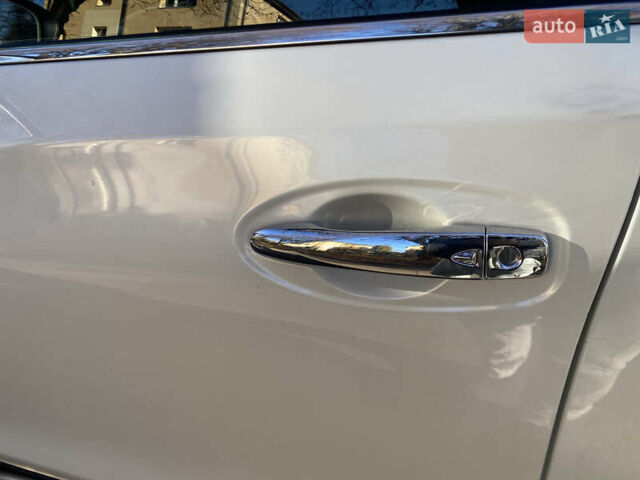 Белый Ниссан ИксТрейл, объемом двигателя 2.49 л и пробегом 184 тыс. км за 16050 $, фото 10 на Automoto.ua