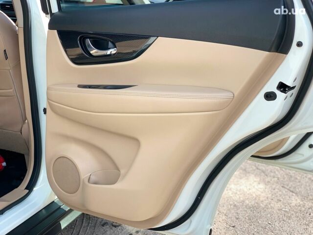 Белый Ниссан ИксТрейл, объемом двигателя 2.5 л и пробегом 166 тыс. км за 19990 $, фото 21 на Automoto.ua