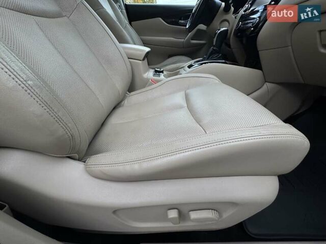 Білий Ніссан ІксТрейл, об'ємом двигуна 2.49 л та пробігом 168 тис. км за 18500 $, фото 32 на Automoto.ua