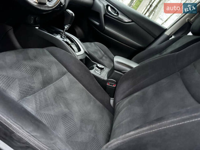 Белый Ниссан ИксТрейл, объемом двигателя 2.49 л и пробегом 134 тыс. км за 14999 $, фото 31 на Automoto.ua