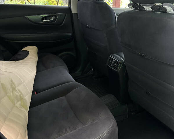 Белый Ниссан ИксТрейл, объемом двигателя 1.6 л и пробегом 43 тыс. км за 19500 $, фото 11 на Automoto.ua