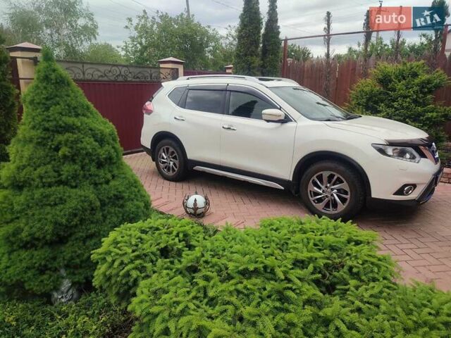 Белый Ниссан ИксТрейл, объемом двигателя 2 л и пробегом 220 тыс. км за 16299 $, фото 16 на Automoto.ua