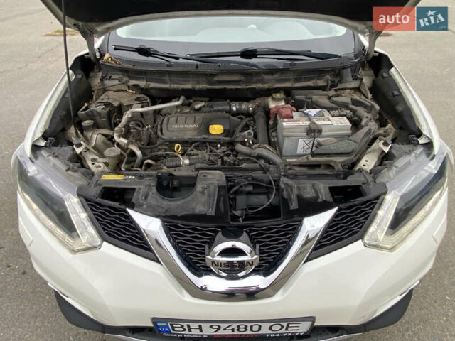 Білий Ніссан ІксТрейл, об'ємом двигуна 1.6 л та пробігом 161 тис. км за 18000 $, фото 7 на Automoto.ua