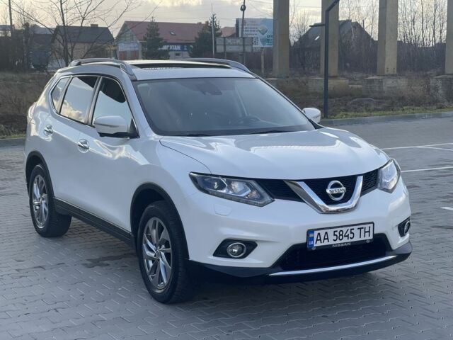 Белый Ниссан ИксТрейл, объемом двигателя 1.6 л и пробегом 81 тыс. км за 18600 $, фото 1 на Automoto.ua