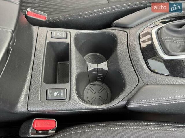 Белый Ниссан ИксТрейл, объемом двигателя 1.6 л и пробегом 79 тыс. км за 18900 $, фото 24 на Automoto.ua