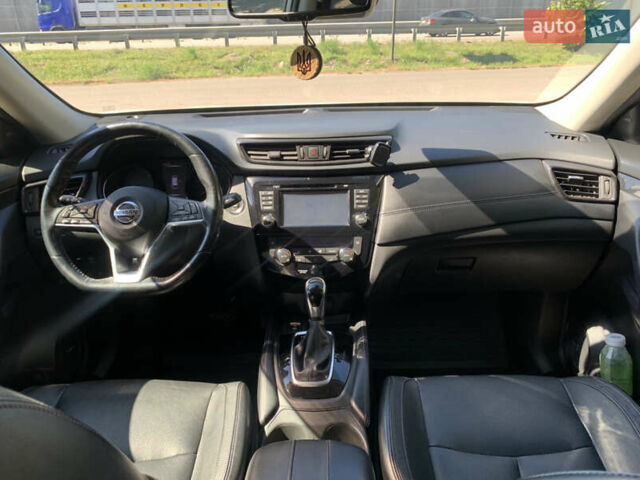 Белый Ниссан ИксТрейл, объемом двигателя 1.6 л и пробегом 112 тыс. км за 18200 $, фото 7 на Automoto.ua