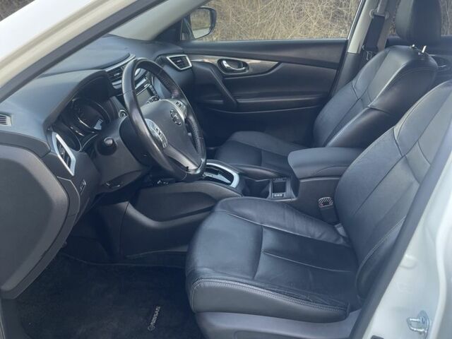 Белый Ниссан ИксТрейл, объемом двигателя 1.6 л и пробегом 81 тыс. км за 18600 $, фото 5 на Automoto.ua