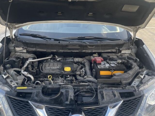 Белый Ниссан ИксТрейл, объемом двигателя 1.6 л и пробегом 81 тыс. км за 18600 $, фото 13 на Automoto.ua