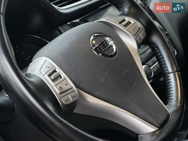 Белый Ниссан ИксТрейл, объемом двигателя 2.49 л и пробегом 134 тыс. км за 14999 $, фото 34 на Automoto.ua