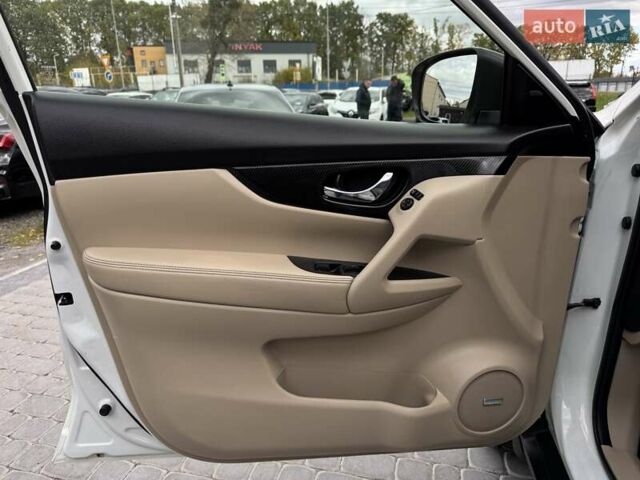 Білий Ніссан ІксТрейл, об'ємом двигуна 2.49 л та пробігом 168 тис. км за 18500 $, фото 23 на Automoto.ua