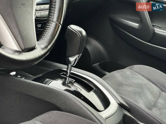 Белый Ниссан ИксТрейл, объемом двигателя 2.49 л и пробегом 134 тыс. км за 14999 $, фото 31 на Automoto.ua