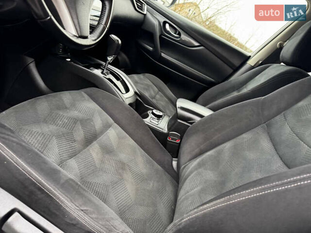 Белый Ниссан ИксТрейл, объемом двигателя 2.49 л и пробегом 134 тыс. км за 14999 $, фото 30 на Automoto.ua