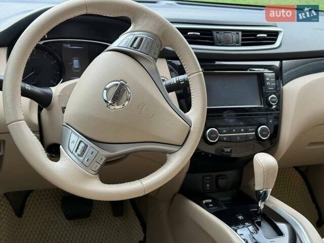 Белый Ниссан ИксТрейл, объемом двигателя 2.49 л и пробегом 139 тыс. км за 15900 $, фото 32 на Automoto.ua