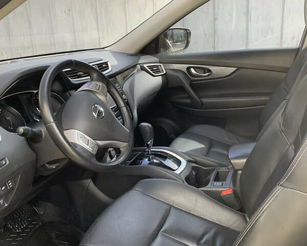 Белый Ниссан ИксТрейл, объемом двигателя 1.6 л и пробегом 73 тыс. км за 18000 $, фото 15 на Automoto.ua