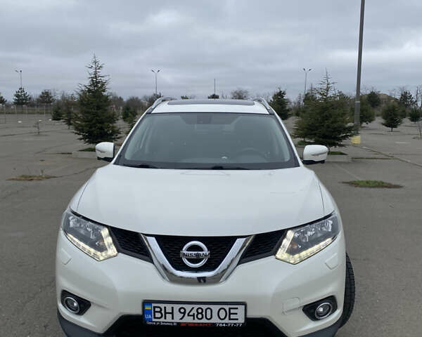 Білий Ніссан ІксТрейл, об'ємом двигуна 1.6 л та пробігом 161 тис. км за 18000 $, фото 1 на Automoto.ua