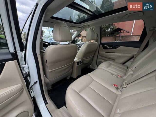 Білий Ніссан ІксТрейл, об'ємом двигуна 2.49 л та пробігом 168 тис. км за 18500 $, фото 27 на Automoto.ua