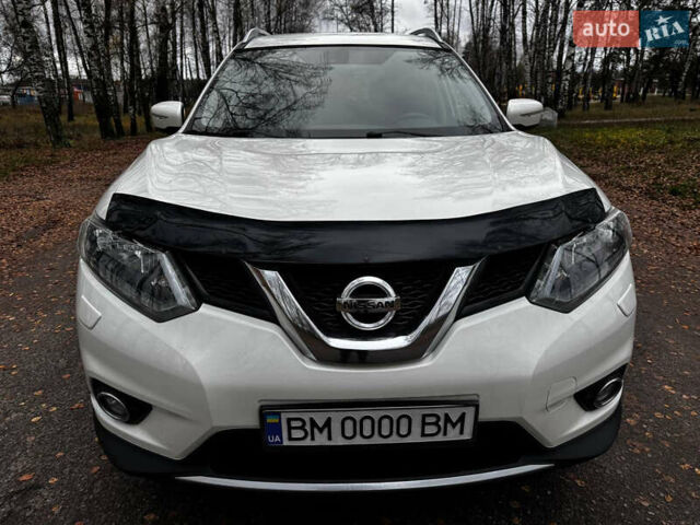 Белый Ниссан ИксТрейл, объемом двигателя 2.49 л и пробегом 134 тыс. км за 14999 $, фото 7 на Automoto.ua