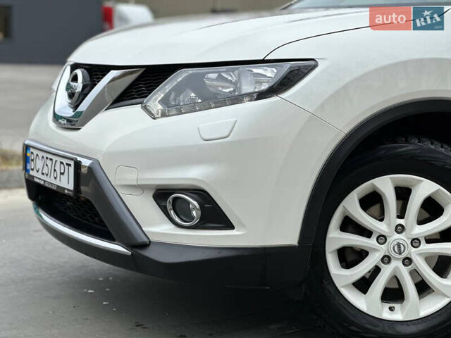 Білий Ніссан ІксТрейл, об'ємом двигуна 2 л та пробігом 90 тис. км за 17999 $, фото 15 на Automoto.ua