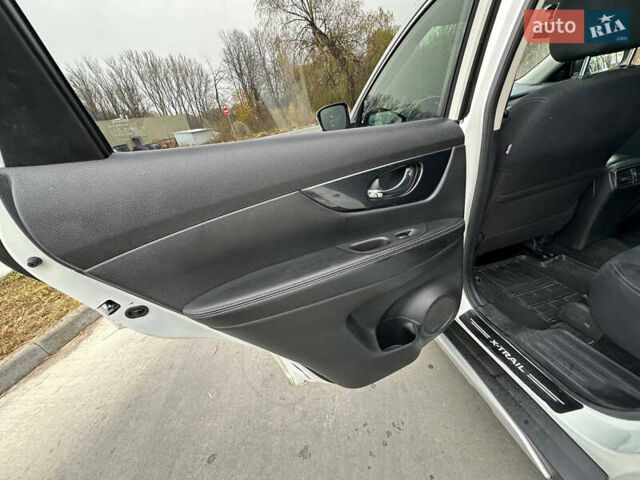 Білий Ніссан ІксТрейл, об'ємом двигуна 2 л та пробігом 90 тис. км за 17999 $, фото 60 на Automoto.ua