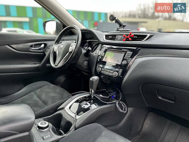 Білий Ніссан ІксТрейл, об'ємом двигуна 2 л та пробігом 90 тис. км за 17999 $, фото 48 на Automoto.ua