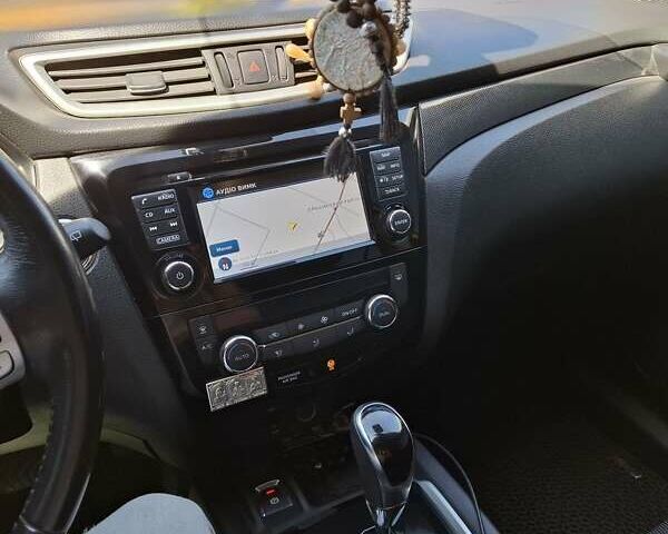 Белый Ниссан ИксТрейл, объемом двигателя 2 л и пробегом 65 тыс. км за 21500 $, фото 8 на Automoto.ua