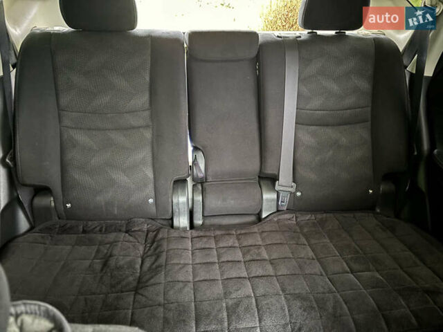 Белый Ниссан ИксТрейл, объемом двигателя 1.6 л и пробегом 43 тыс. км за 19500 $, фото 20 на Automoto.ua