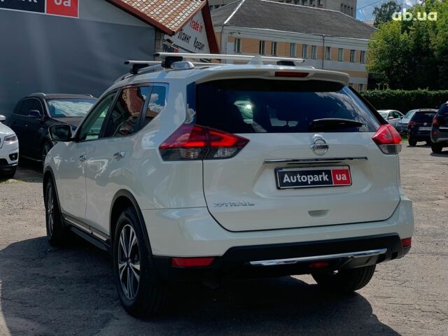 Белый Ниссан ИксТрейл, объемом двигателя 2.5 л и пробегом 166 тыс. км за 19990 $, фото 6 на Automoto.ua