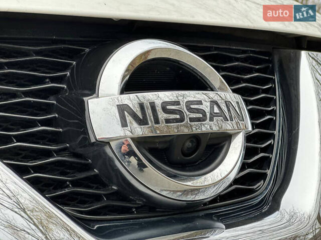Білий Ніссан ІксТрейл, об'ємом двигуна 2 л та пробігом 90 тис. км за 17999 $, фото 5 на Automoto.ua