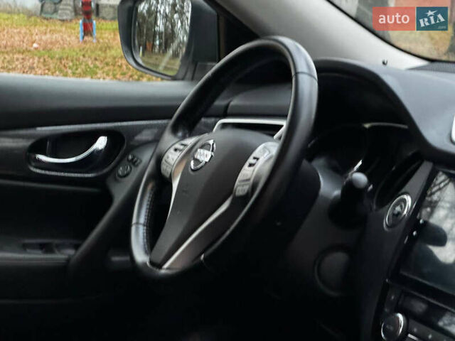 Белый Ниссан ИксТрейл, объемом двигателя 2.49 л и пробегом 134 тыс. км за 14999 $, фото 56 на Automoto.ua