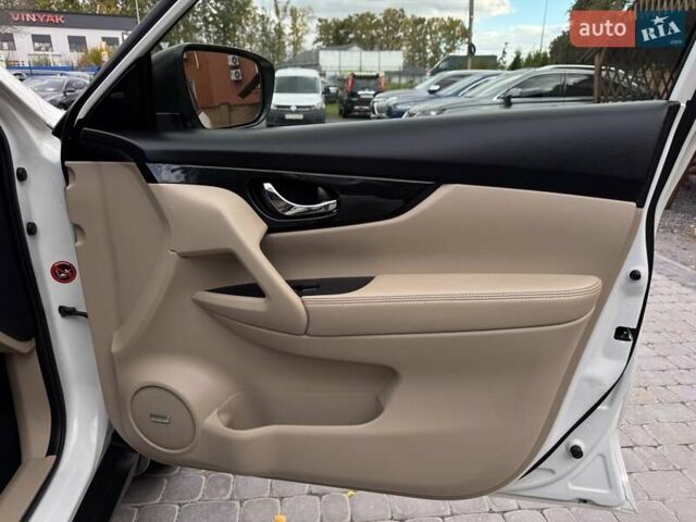 Білий Ніссан ІксТрейл, об'ємом двигуна 2.49 л та пробігом 168 тис. км за 18500 $, фото 30 на Automoto.ua