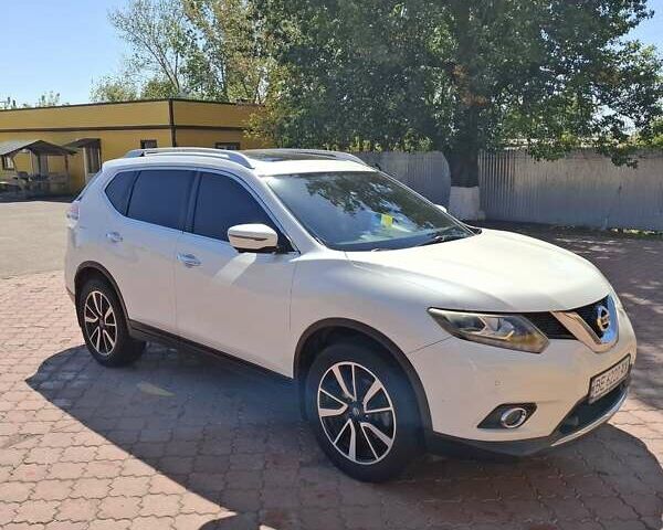 Белый Ниссан ИксТрейл, объемом двигателя 2 л и пробегом 65 тыс. км за 21500 $, фото 11 на Automoto.ua