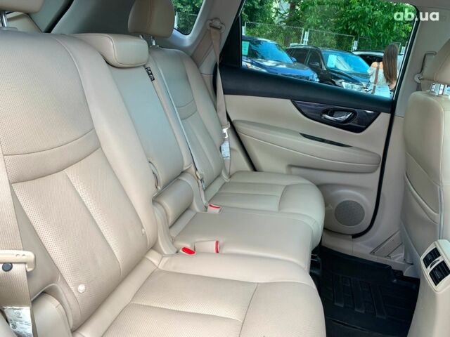 Белый Ниссан ИксТрейл, объемом двигателя 2.5 л и пробегом 166 тыс. км за 19990 $, фото 40 на Automoto.ua