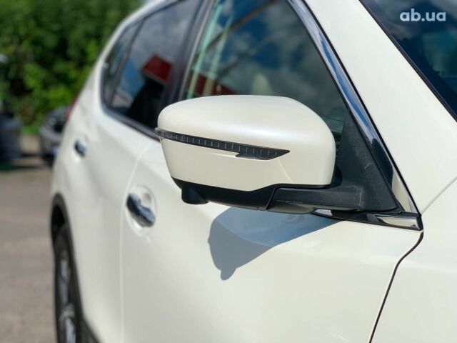 Белый Ниссан ИксТрейл, объемом двигателя 2.5 л и пробегом 166 тыс. км за 19990 $, фото 10 на Automoto.ua